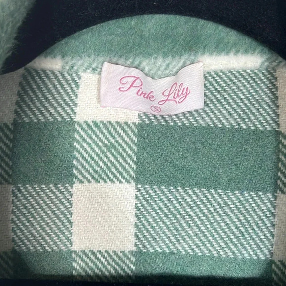 Pink Lily Sage Green Checkered Button-Up Jacket - Small - NWOT - Picture 2 of 8